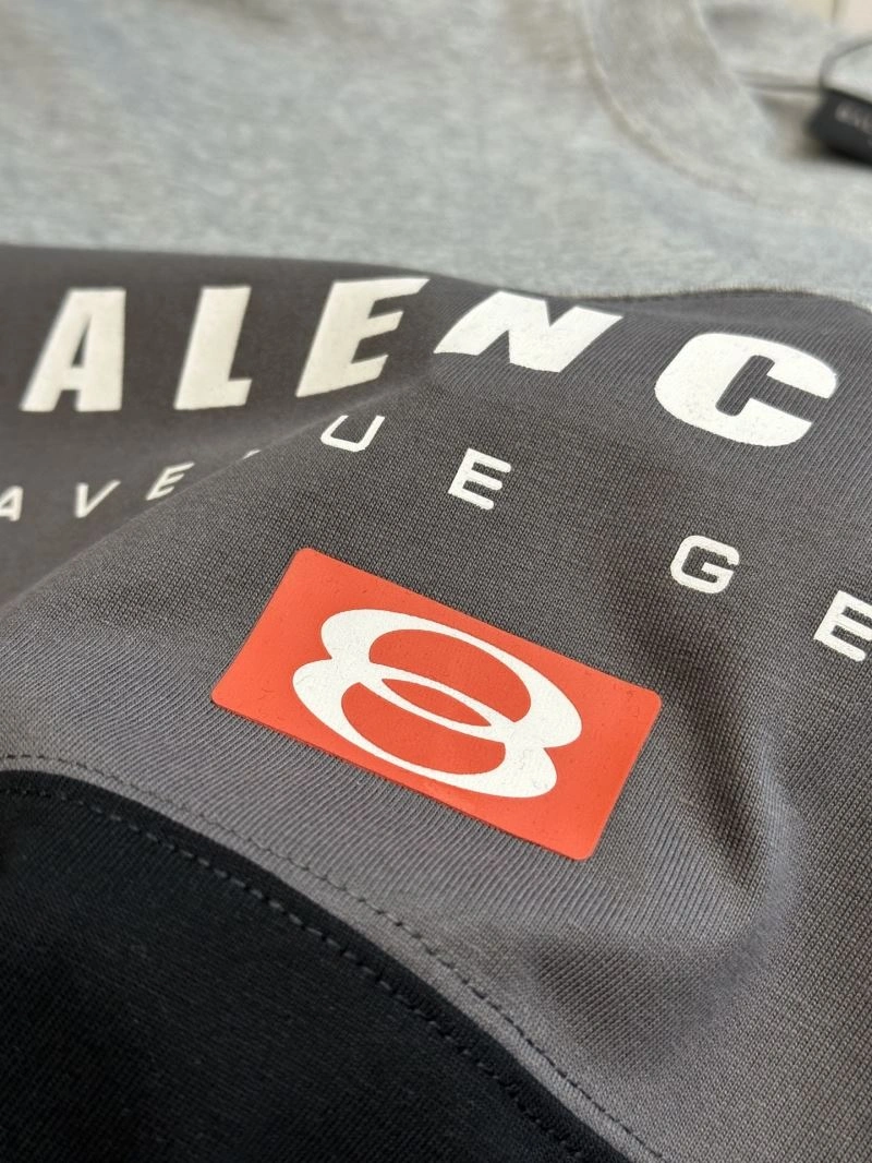 Balenciaga T-Shirts TimelessDesign 98358