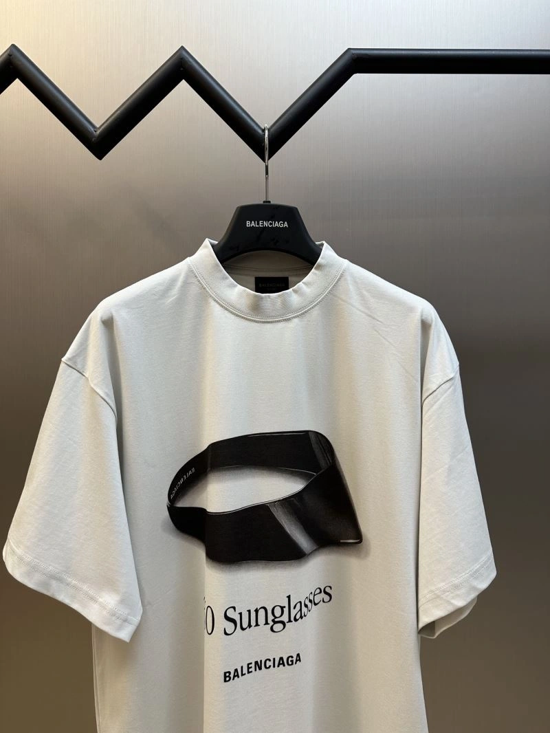 Modern Balenciaga T-Shirts 98356