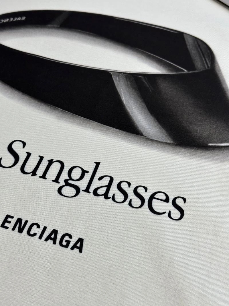 Modern Balenciaga T-Shirts 98356