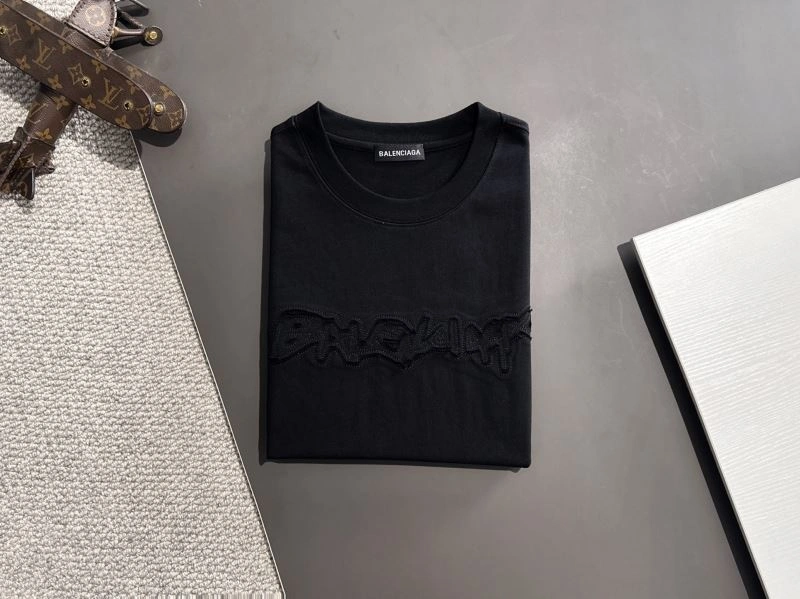 Casual Balenciaga T-Shirts 98351