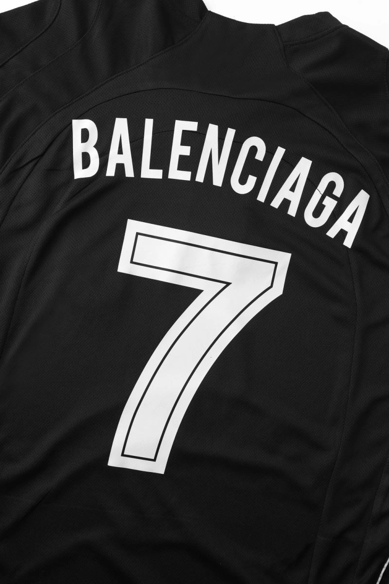 ComfortFit Balenciaga T-Shirts 98446