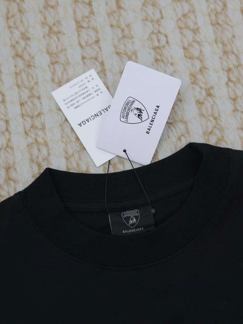 WrinkleFree Balenciaga T-Shirts 98304