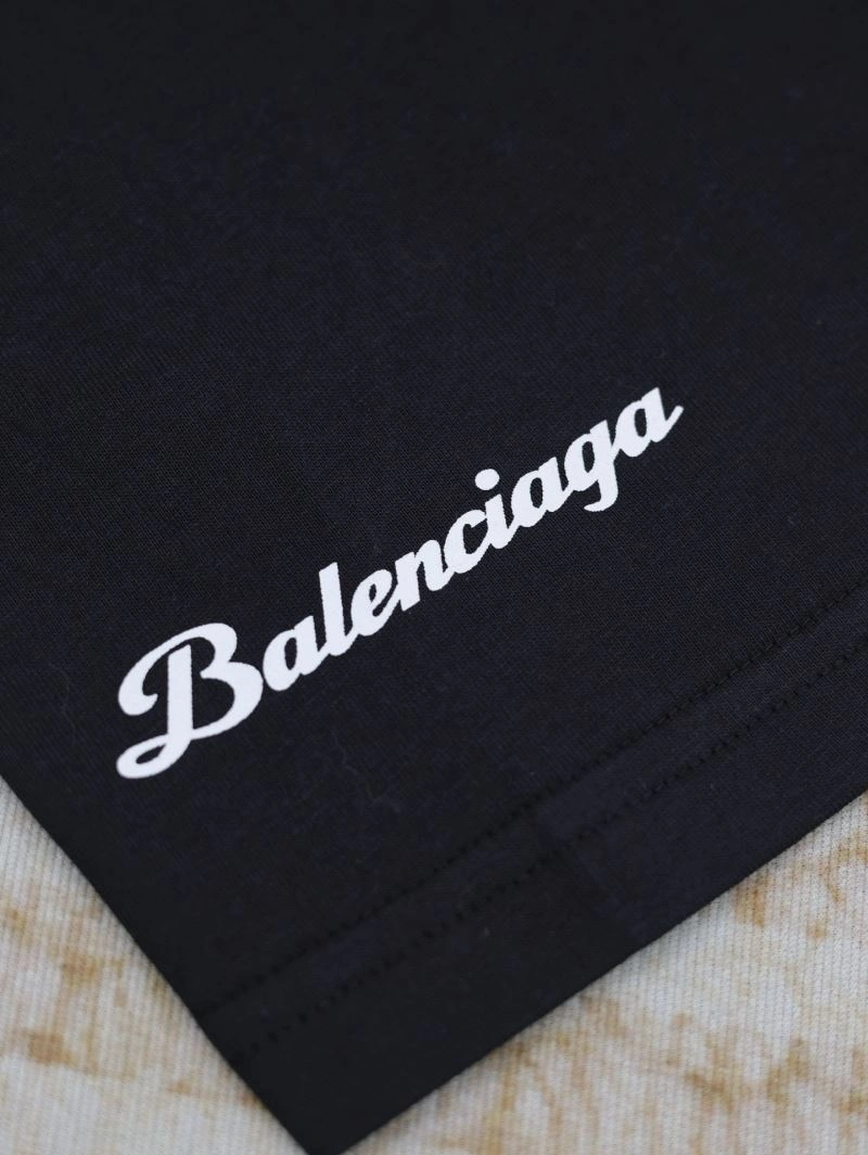 WrinkleFree Balenciaga T-Shirts 98304