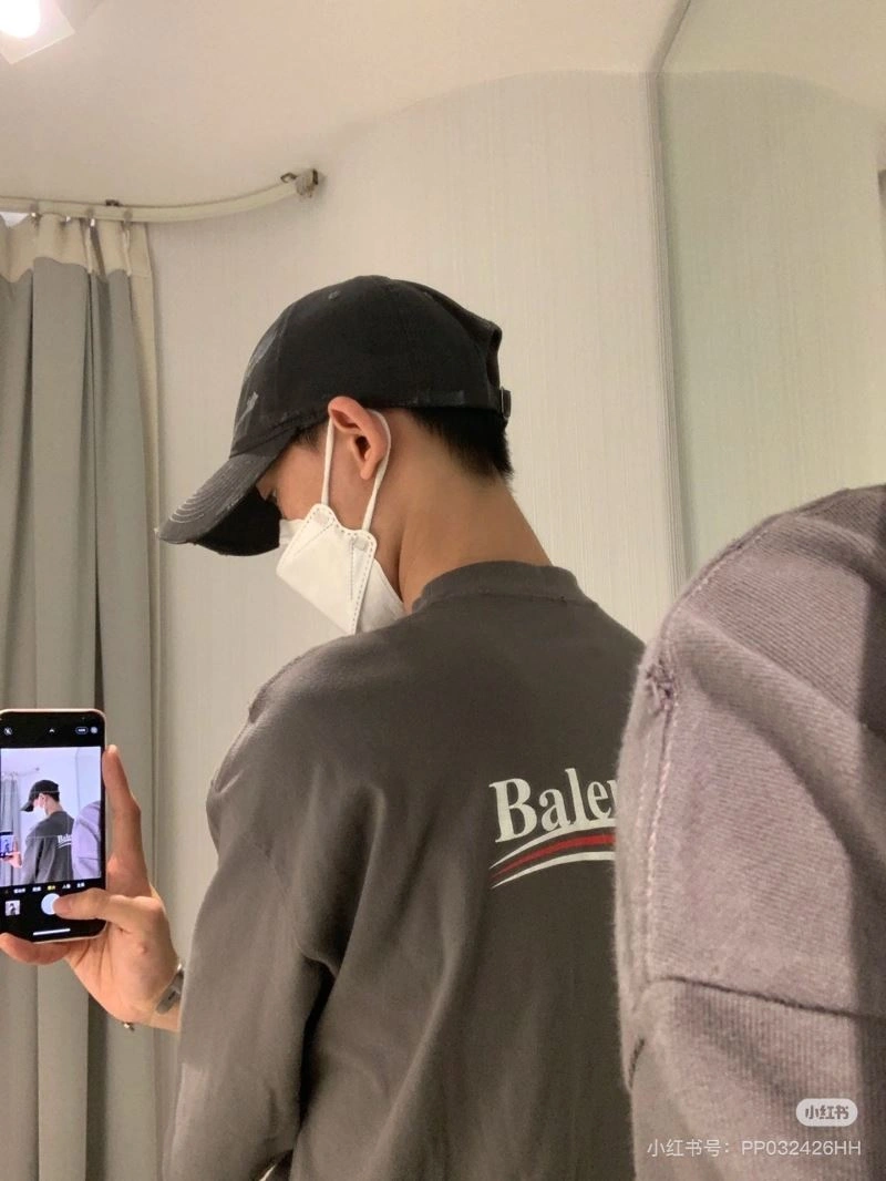 Minimalist Balenciaga T-Shirts 98295