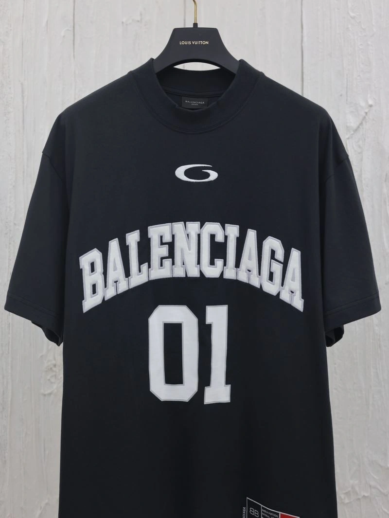 Balenciaga T-Shirts Cozy 98293