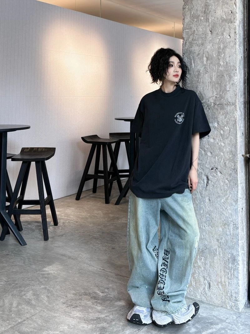 Lightweight Balenciaga T-Shirts 98329