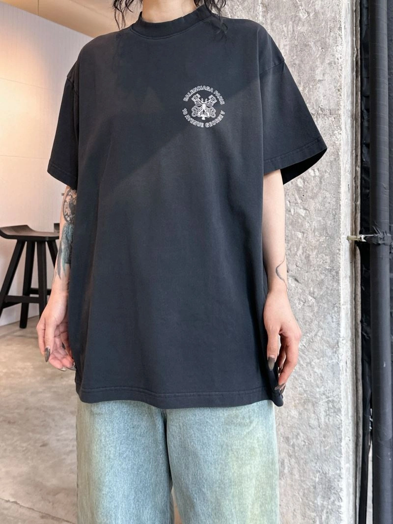 Lightweight Balenciaga T-Shirts 98329
