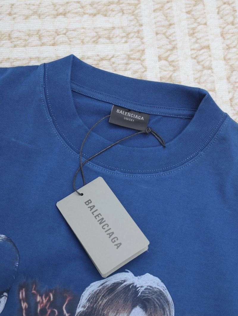 Versatile Balenciaga T-Shirts 98285