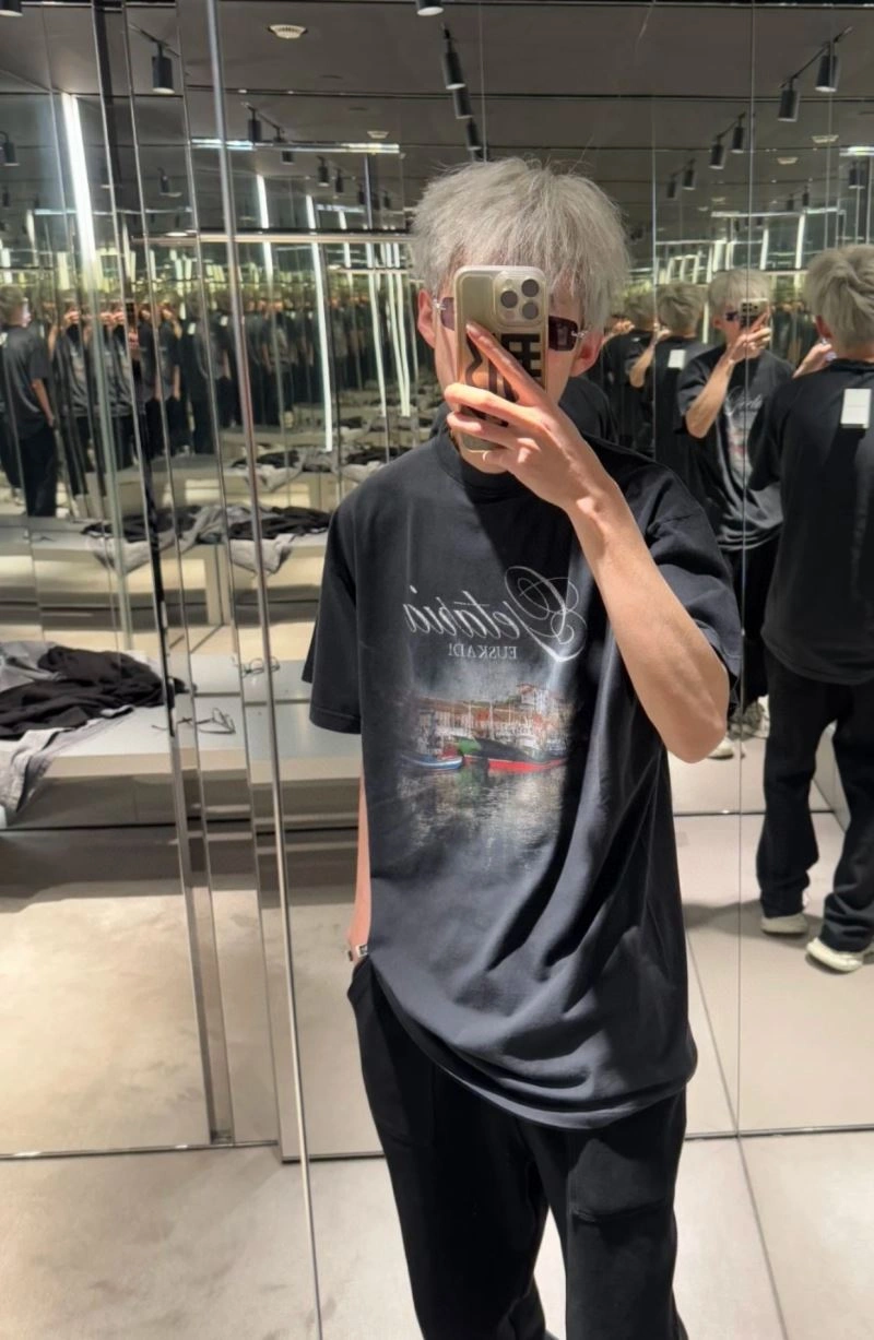 Balenciaga T-Shirts Supportive 98284