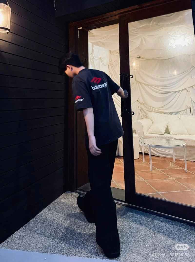 Balenciaga T-Shirts Affordable 98286