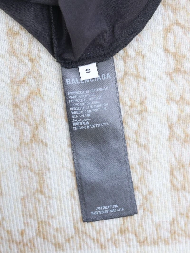 Balenciaga T-Shirts FashionForward 98289
