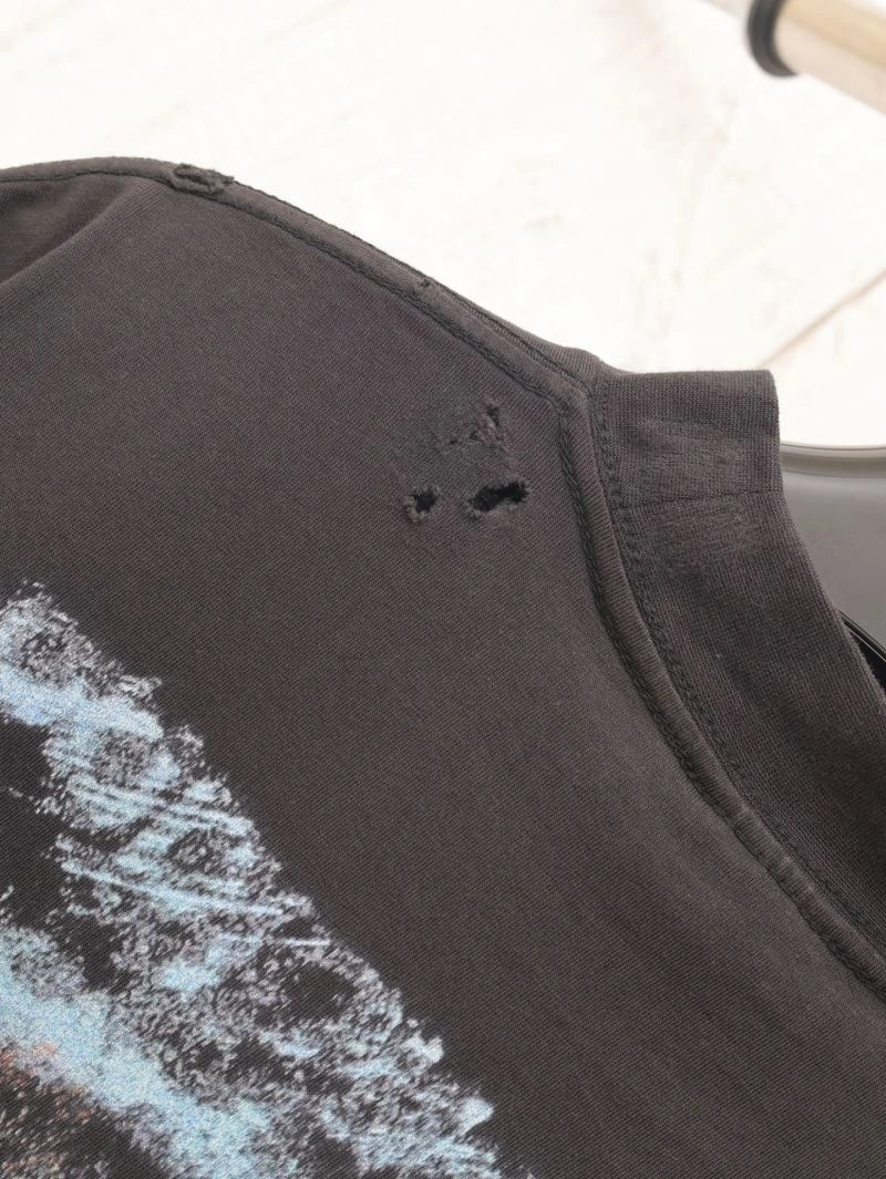 Balenciaga T-Shirts FashionForward 98289