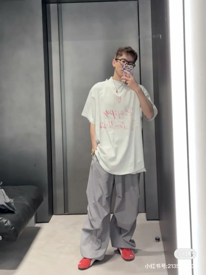 Balenciaga T-Shirts Youthful 98378