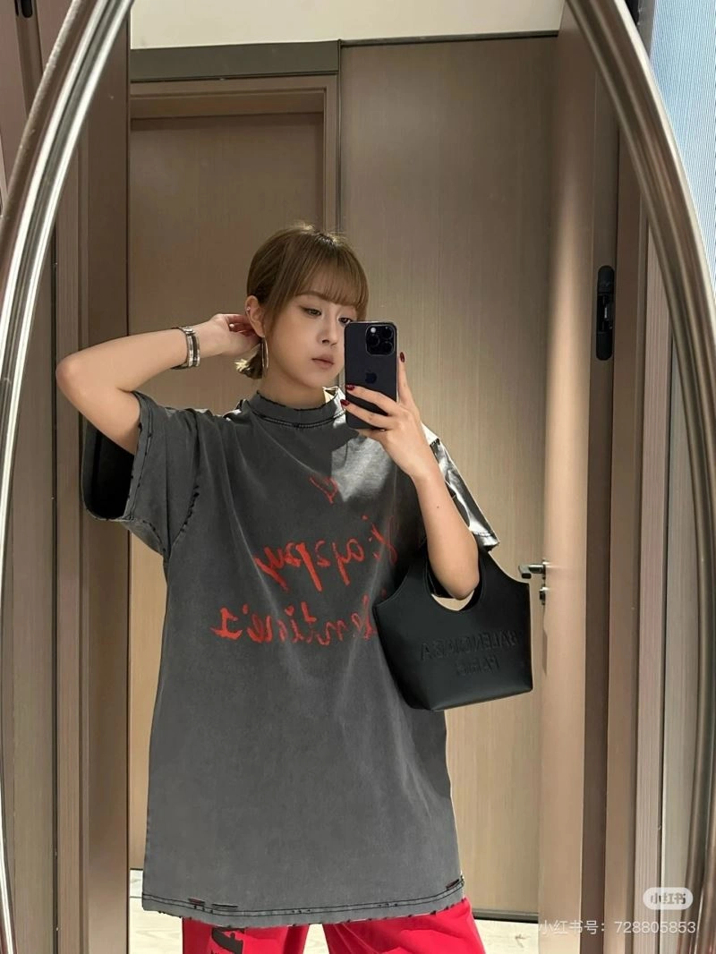 Balenciaga T-Shirts Youthful 98378