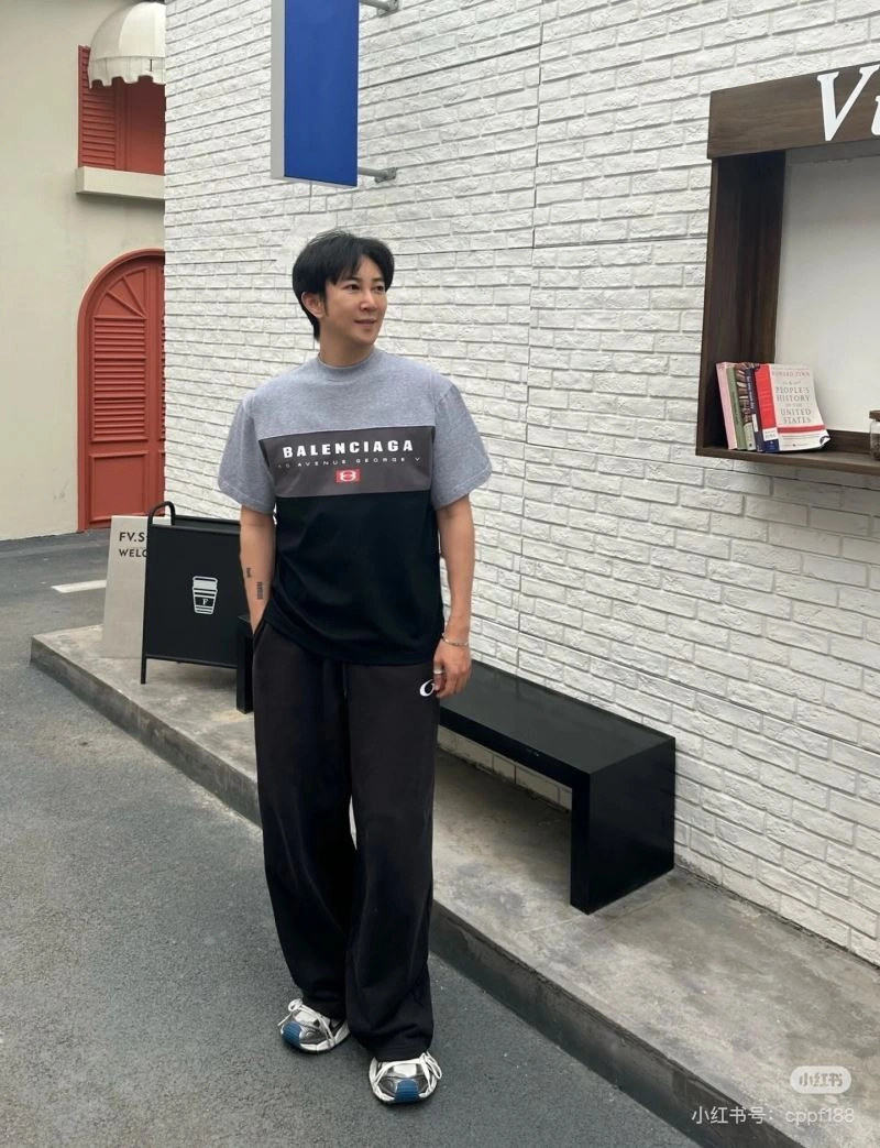 Upgraded Balenciaga T-Shirts 98314