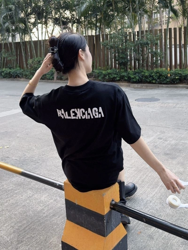 Balenciaga T-Shirts AllSeason 98270