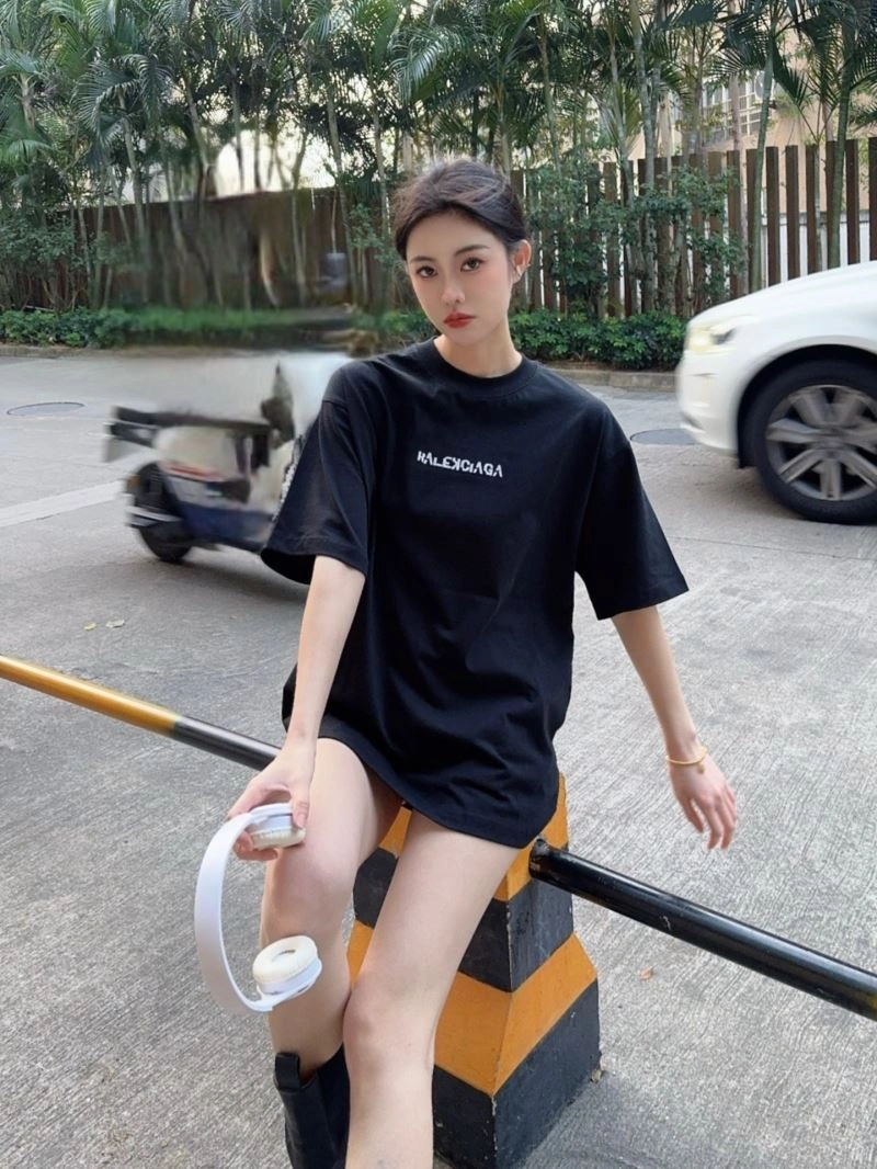 Balenciaga T-Shirts AllSeason 98270
