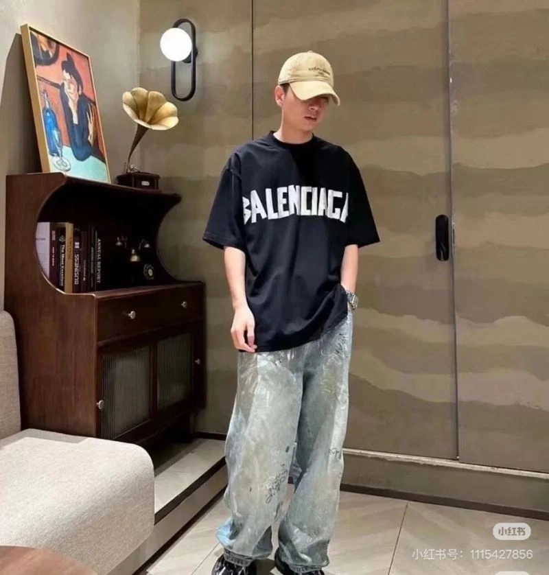 UrbanChic Balenciaga T-Shirts 98267
