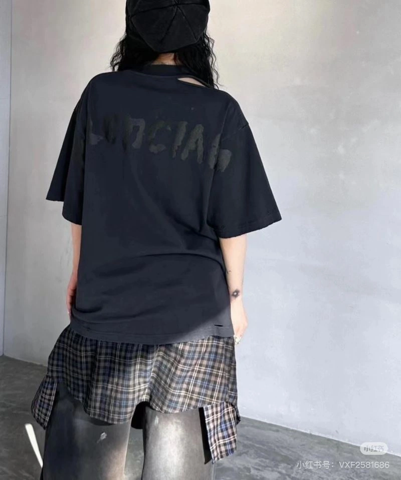 Balenciaga T-Shirts WellDesigned 98265