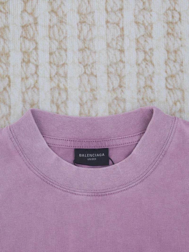Vibrant Balenciaga T-Shirts 98261