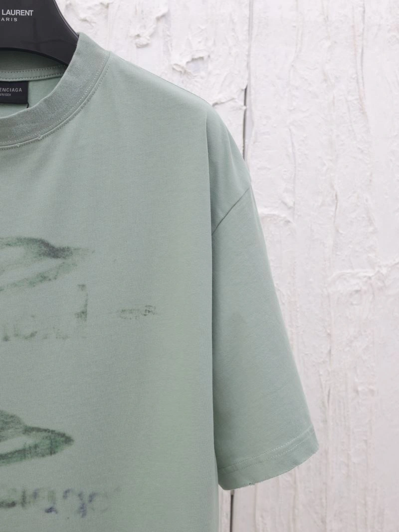 Trendsetting Balenciaga T-Shirts 98281
