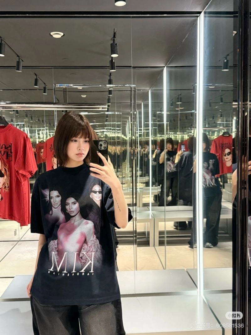 Balenciaga T-Shirts Comfortable 98294