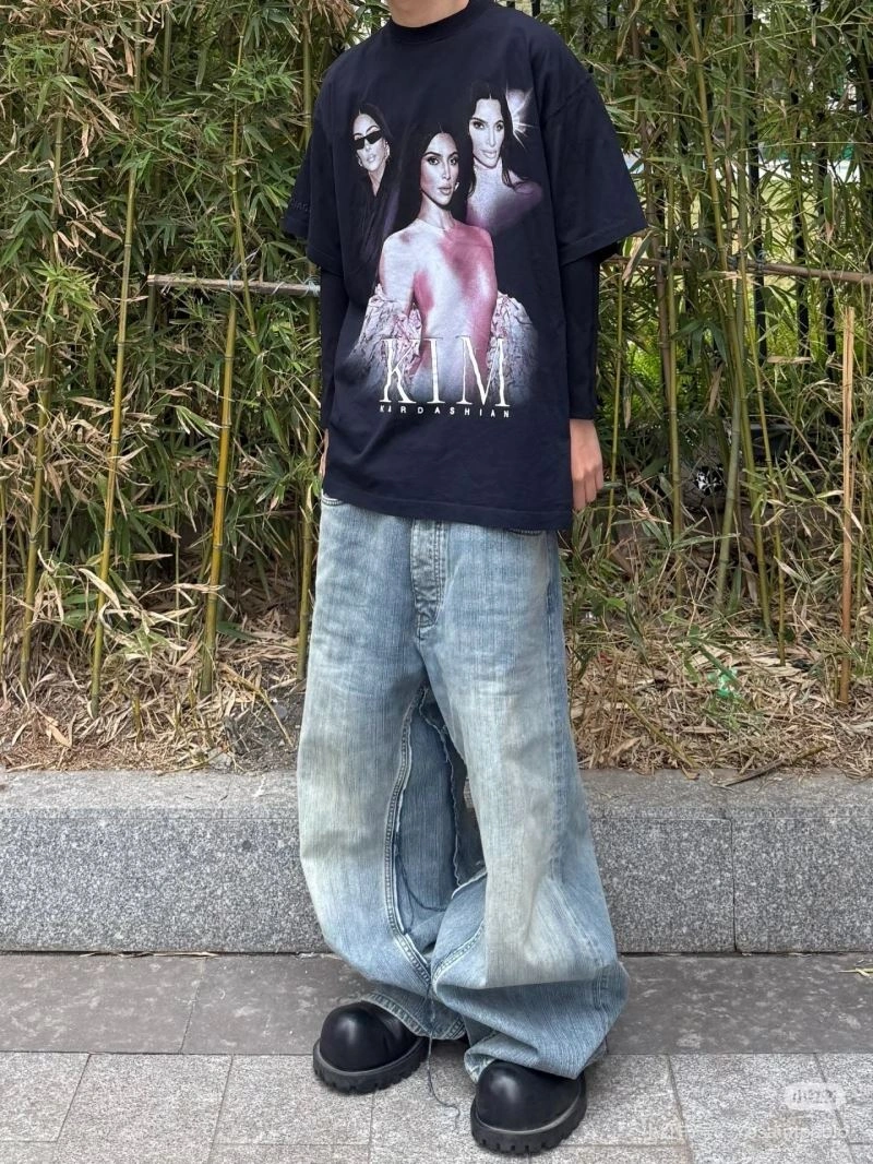 Balenciaga T-Shirts Comfortable 98294