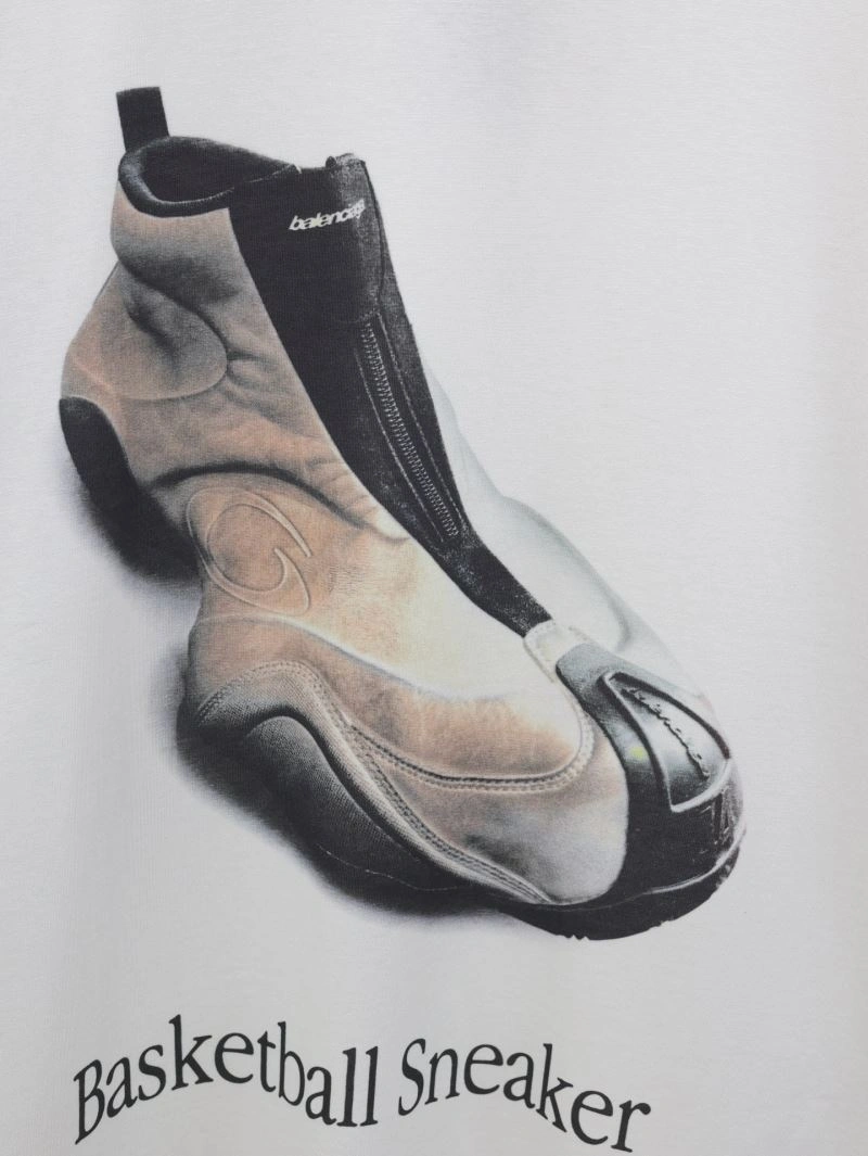 Chic Balenciaga T-Shirts 98332