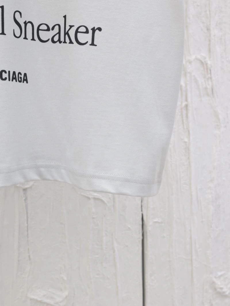 Chic Balenciaga T-Shirts 98332