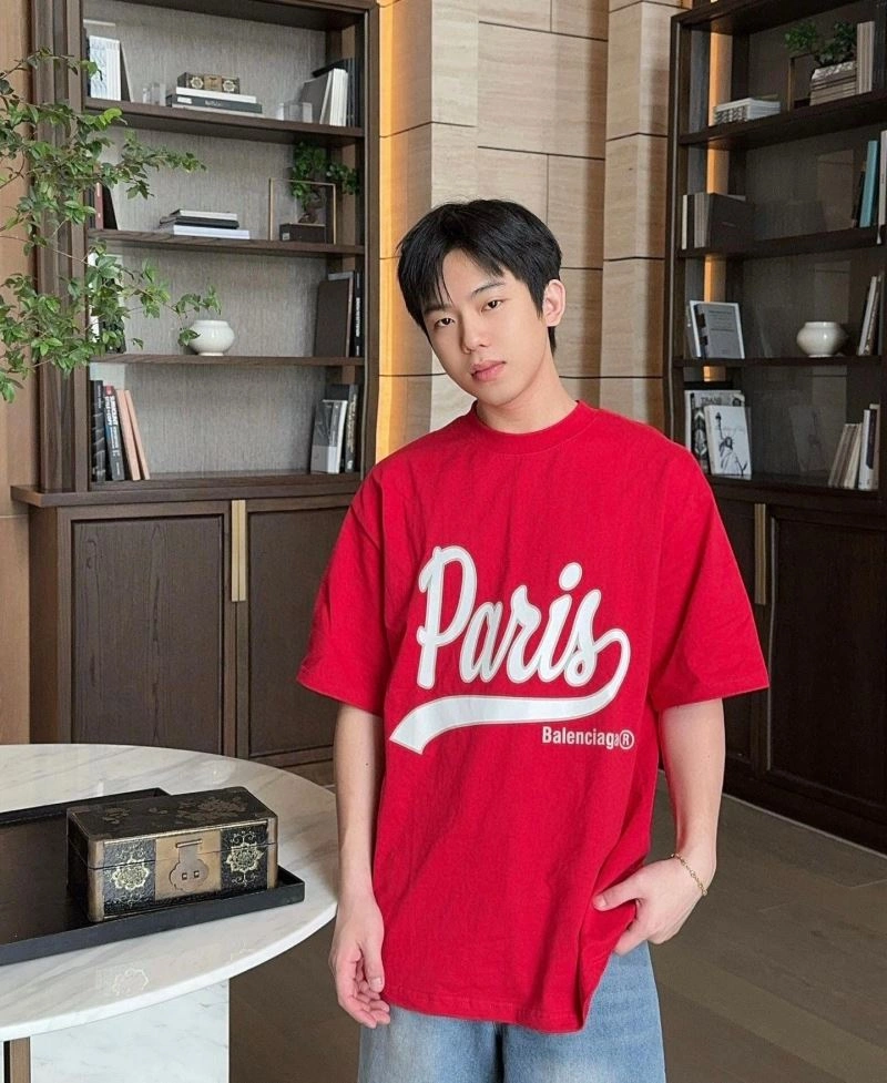 FreshLook Balenciaga T-Shirts 98257