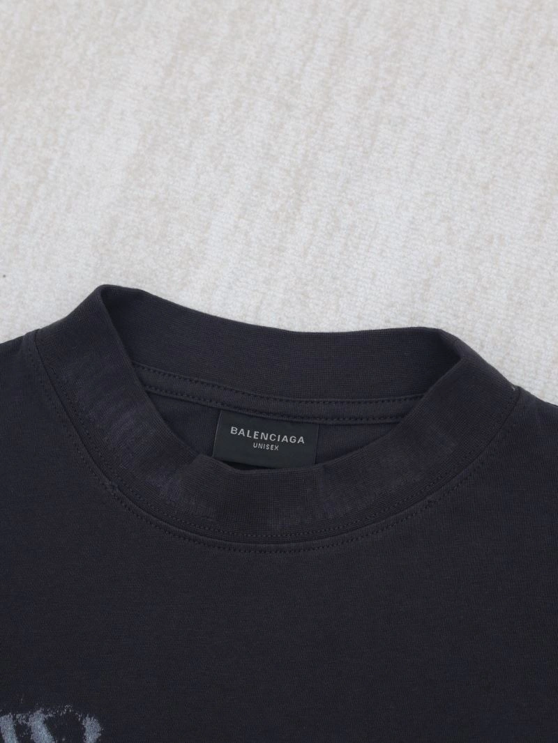 Vibrant Balenciaga T-Shirts 98388