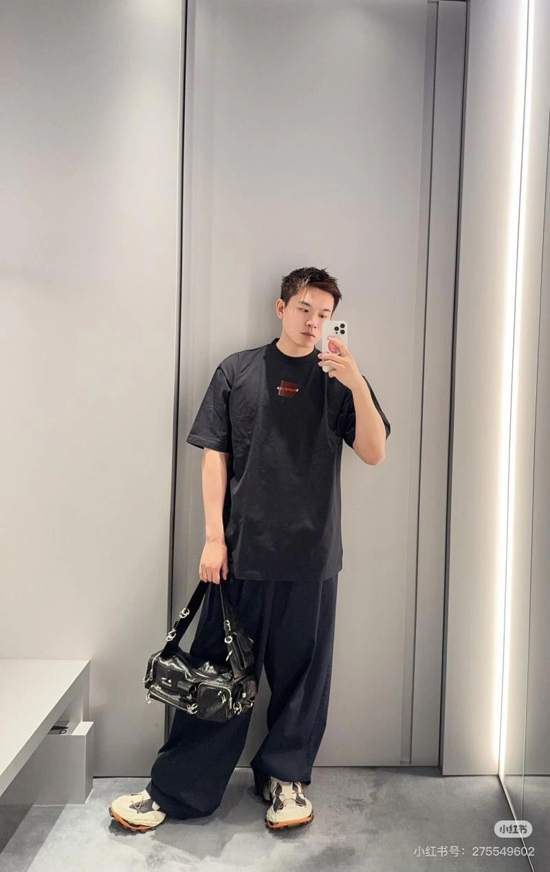 Balenciaga T-Shirts Cozy 98255