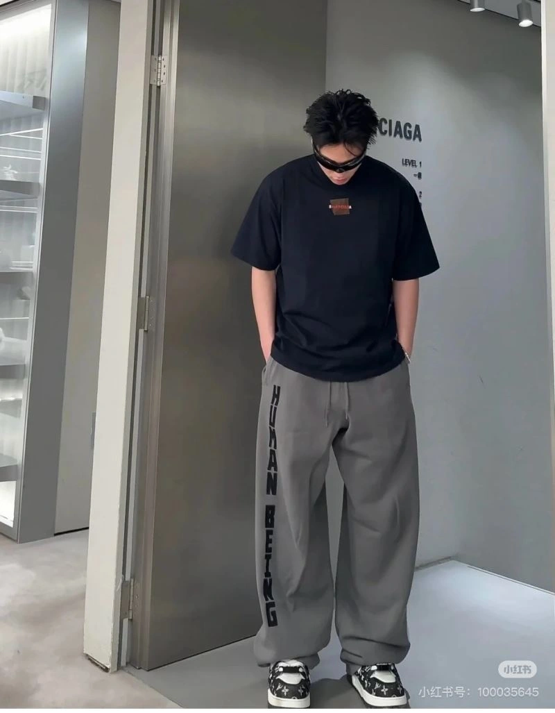 Balenciaga T-Shirts Cozy 98255