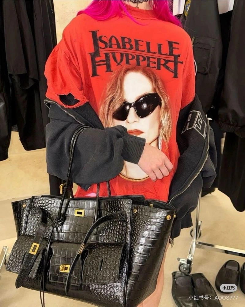 Balenciaga T-Shirts FastDry 98326