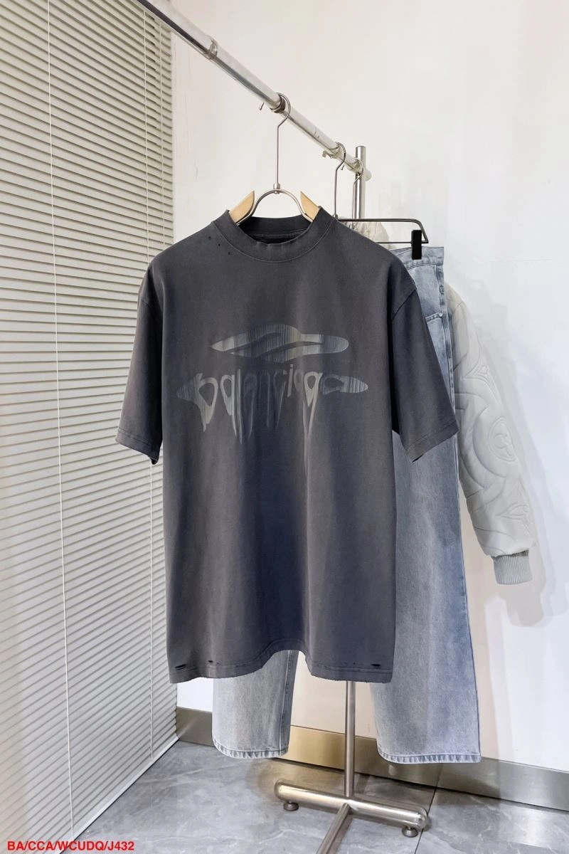 Supportive Balenciaga T-Shirts 98791