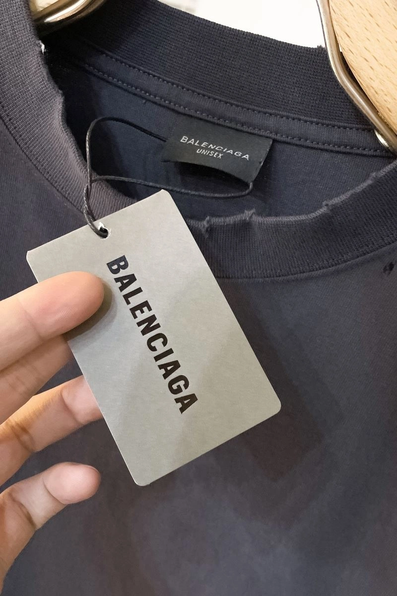 WaterResistant Balenciaga T-Shirts 98789