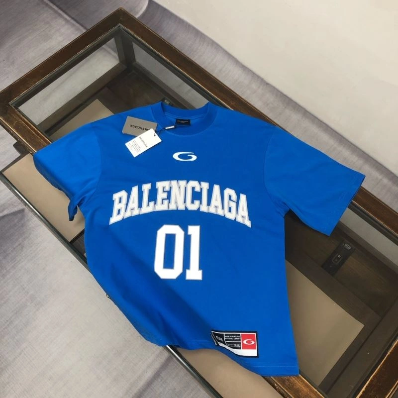 Balenciaga T-Shirts Versatile 98750