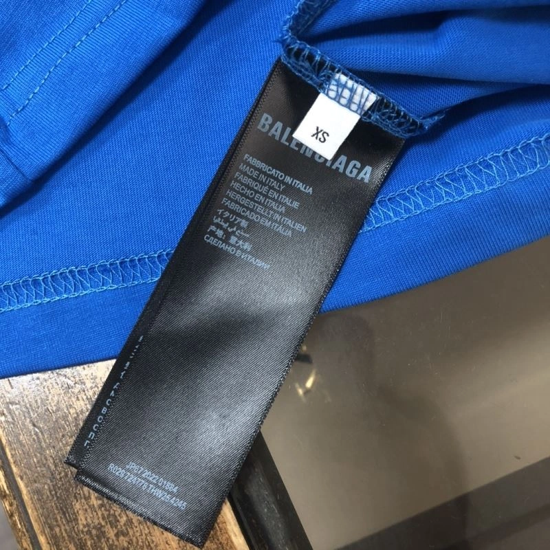 Balenciaga T-Shirts Versatile 98750
