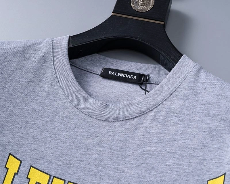 Balenciaga T-Shirts Comfortable 98878