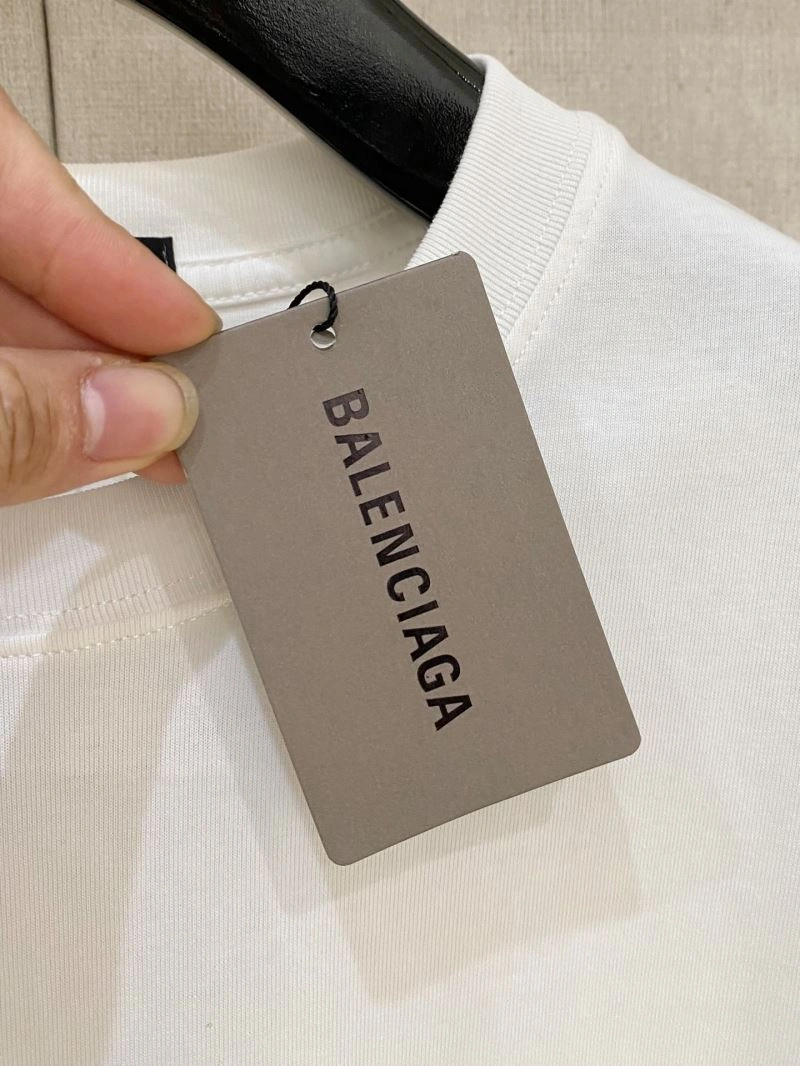 Balenciaga T-Shirts Versatile 98111