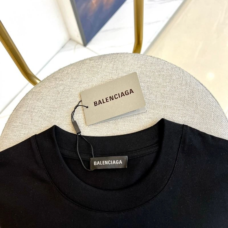 Resilient Balenciaga T-Shirts 98099