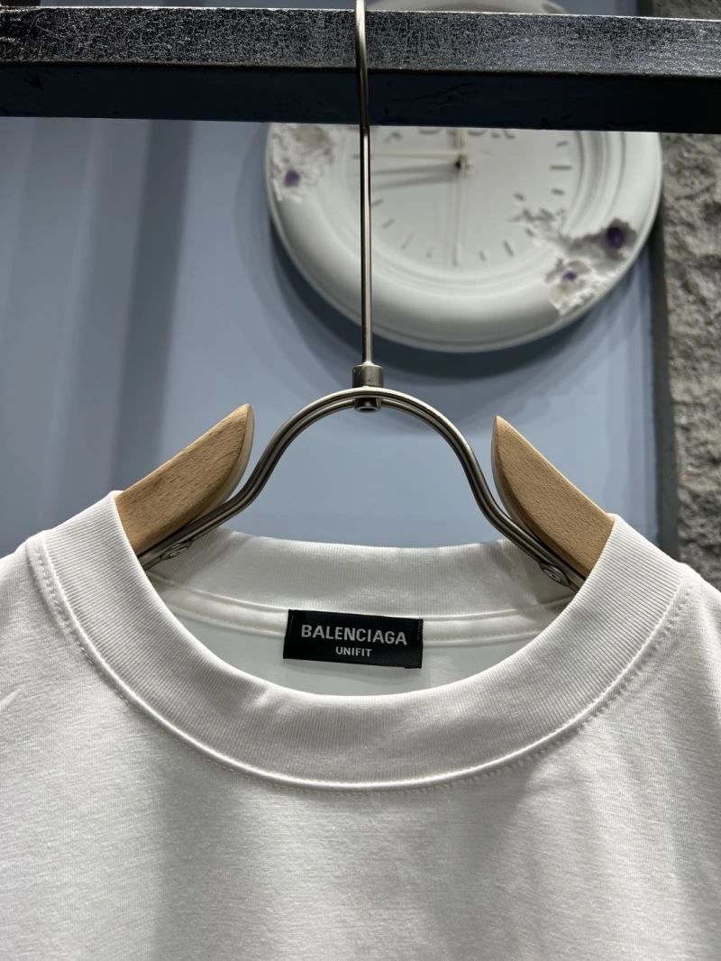 UrbanChic Balenciaga T-Shirts 98088