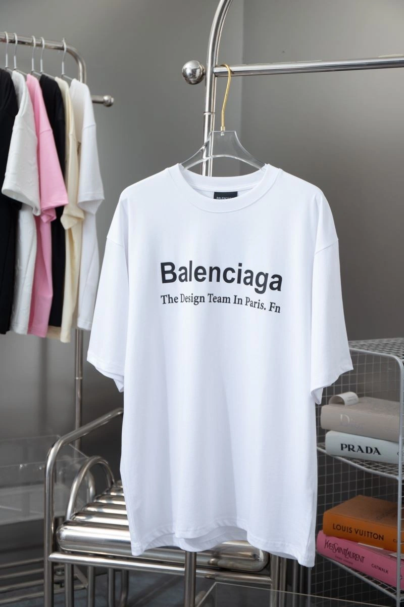 Vibrant Balenciaga T-Shirts 98096