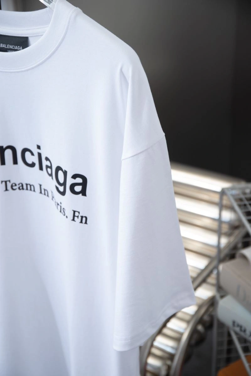 Vibrant Balenciaga T-Shirts 98096