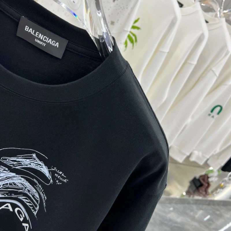 Unisex Balenciaga T-Shirts 98090