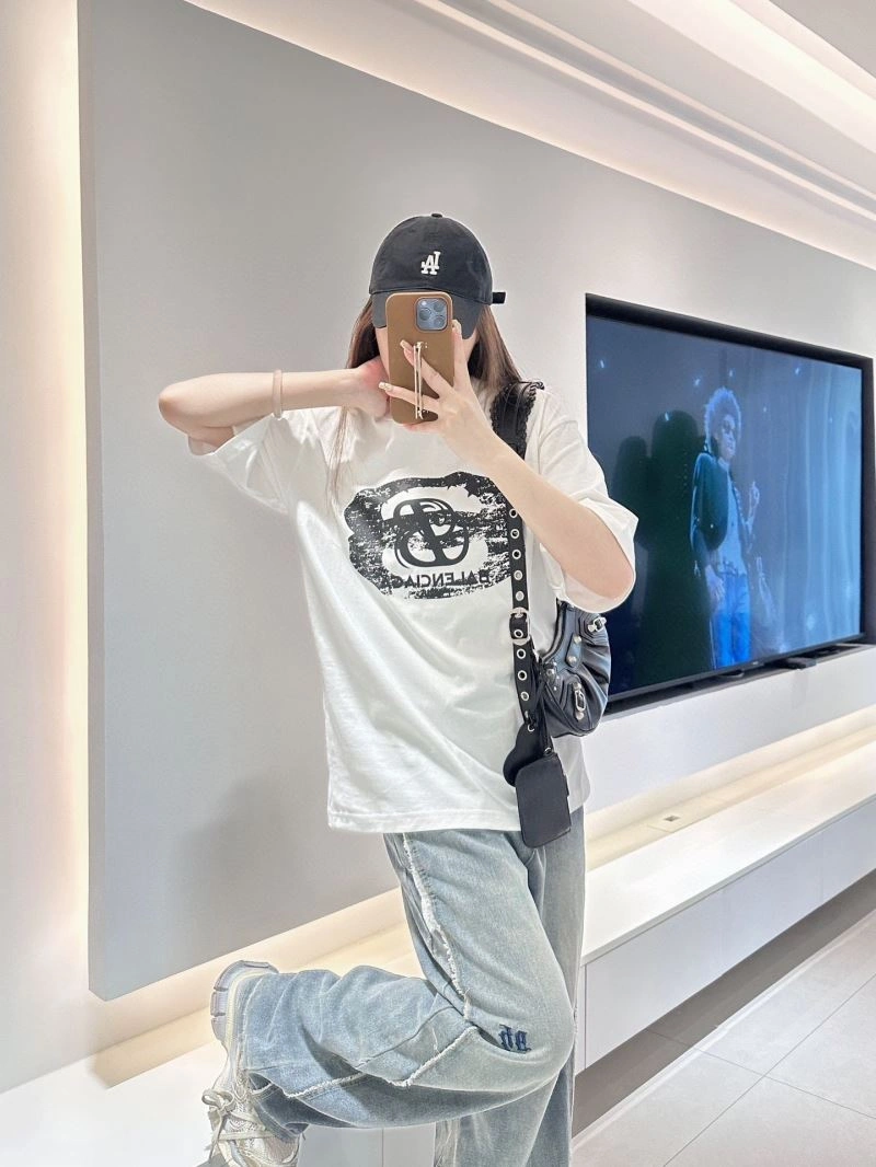 Youthful Balenciaga T-Shirts 98062