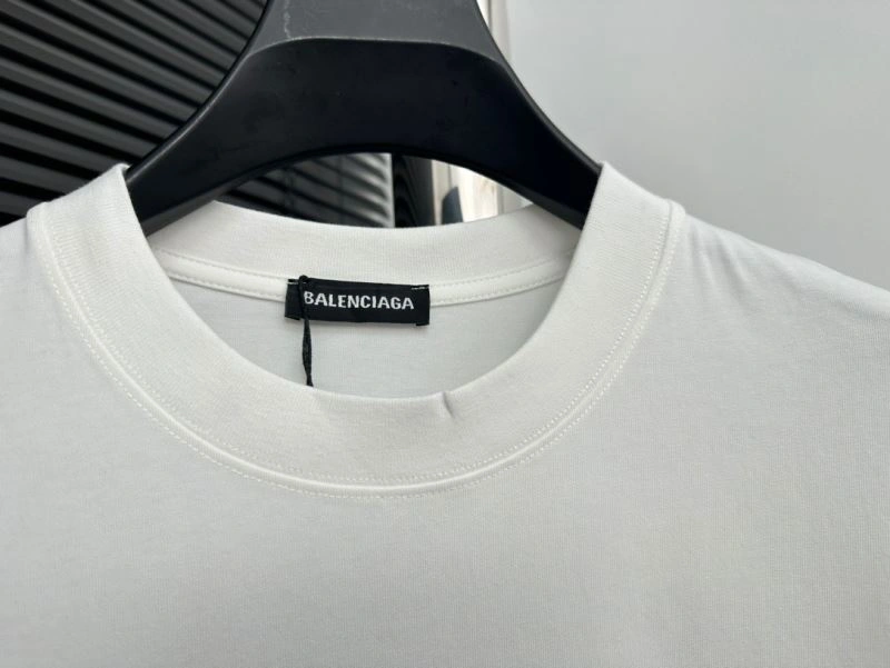 Functional Balenciaga T-Shirts 98066