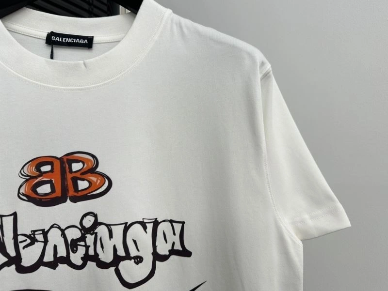 Functional Balenciaga T-Shirts 98066