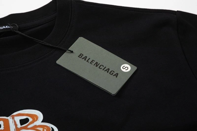 Sporty Balenciaga T-Shirts 98060