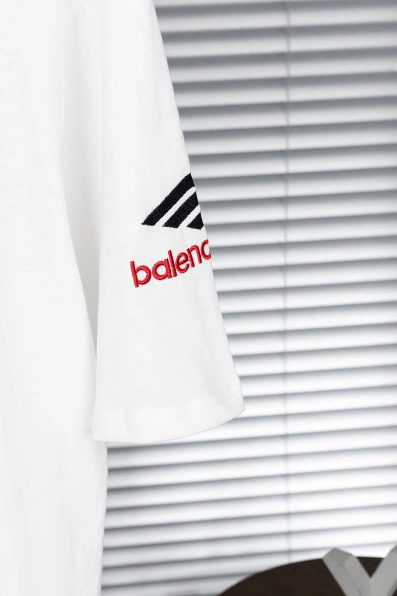 SmoothTexture Balenciaga T-Shirts 98077